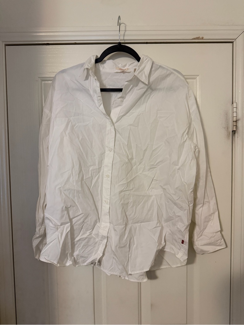 Levi's Women’s White Oversized Button-Front Dress Shirt